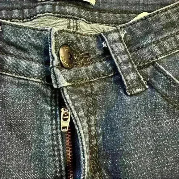 LEE Slender Secret Lower on the Waist Women’s Jeans w/pocket design 8 Medium - Picture 3 of 16